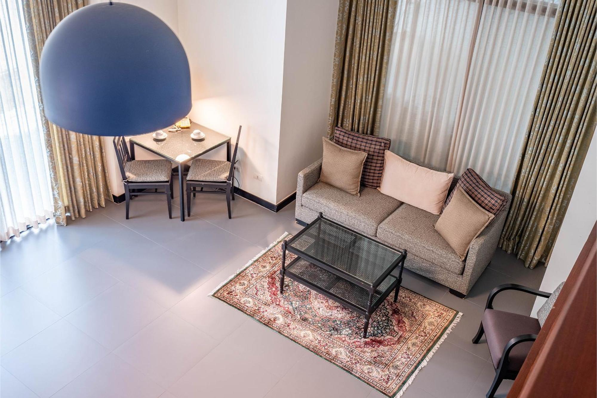 Luxe Residence Pattaya Extérieur photo