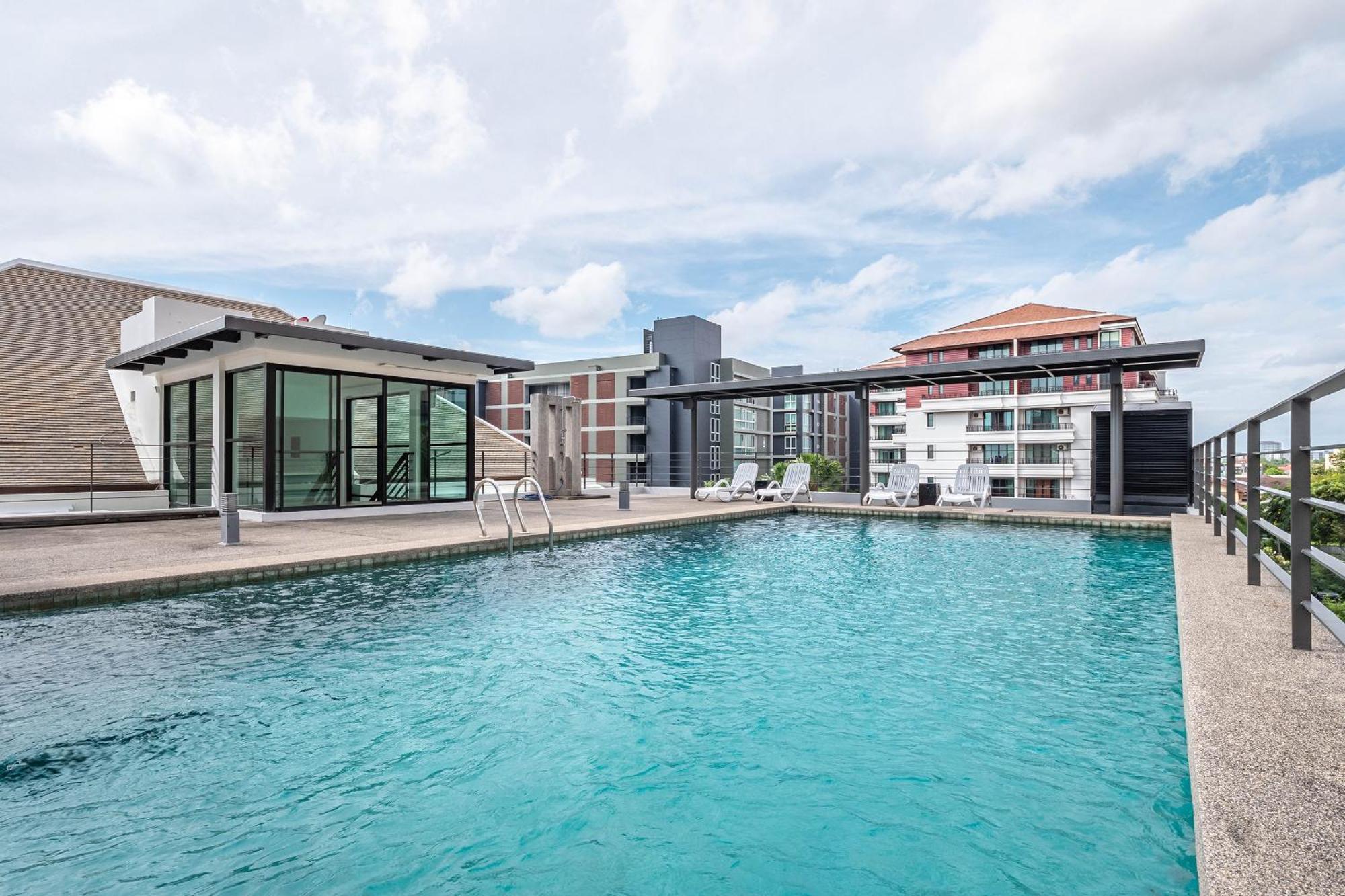 Luxe Residence Pattaya Extérieur photo