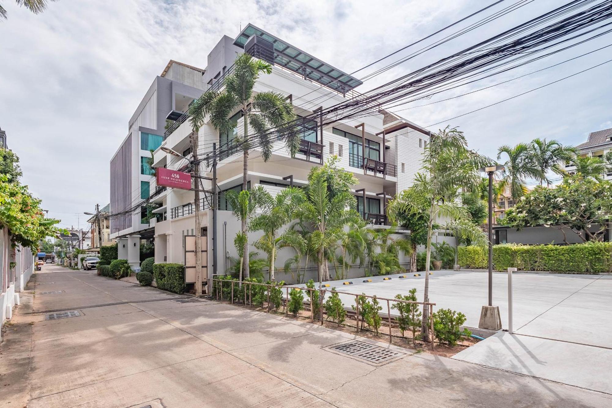 Luxe Residence Pattaya Extérieur photo